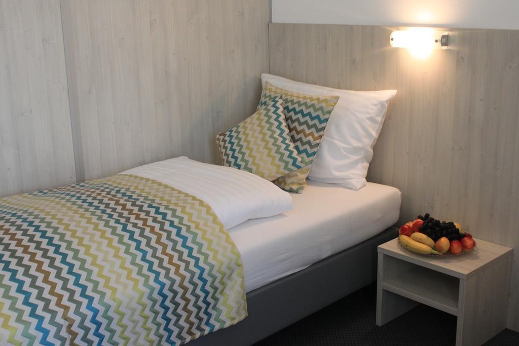 Best Sleep Hotel Spielberg Bei Knittelfeld Esterno foto